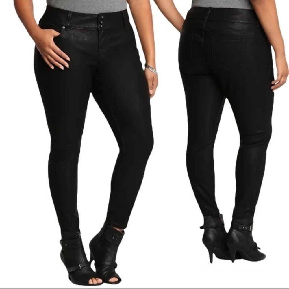 TORRID PREMIUM FAUX LEATHER JEGGINGS - BLACK 18